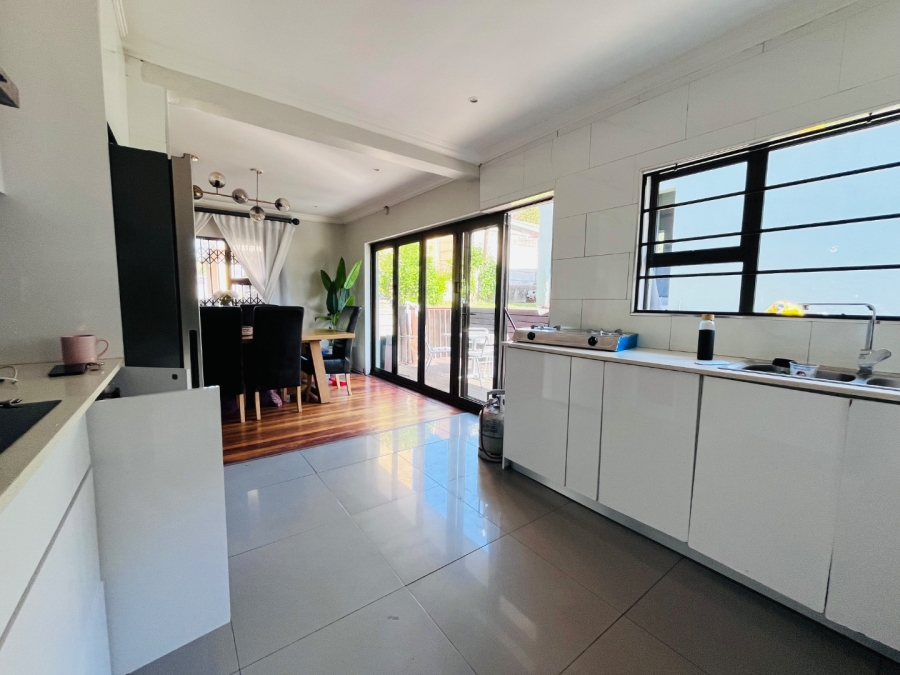 3 Bedroom Property for Sale in Haven Hills Eastern Cape